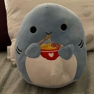 8-inch Rey the Shark Squishmallow